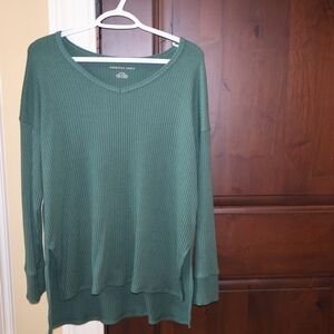 American Eagle Dark Green Ribbed V‑Neck Sweater Top